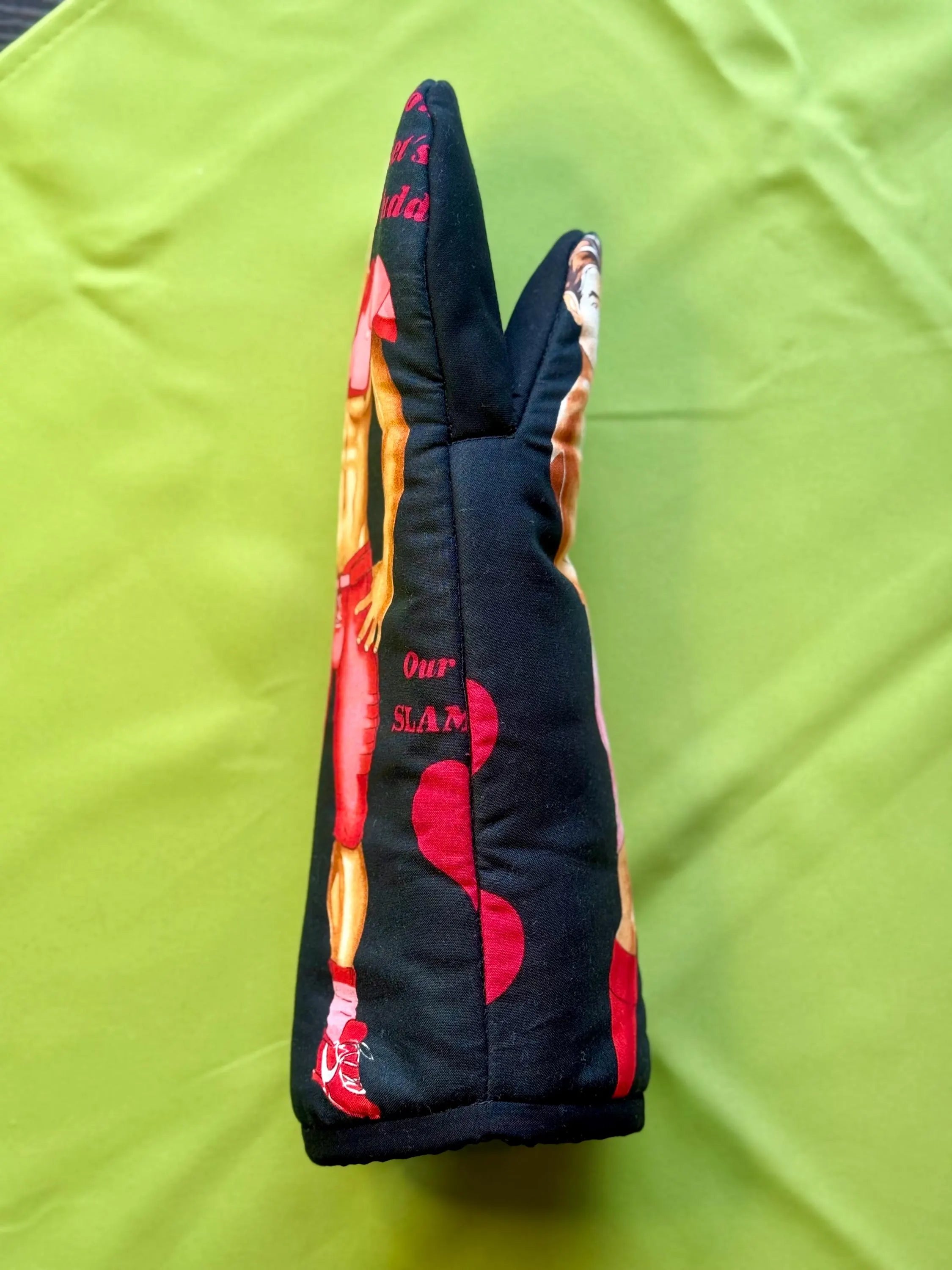 Sexy Oven Mitt & Hot Pad (Casserole Size)