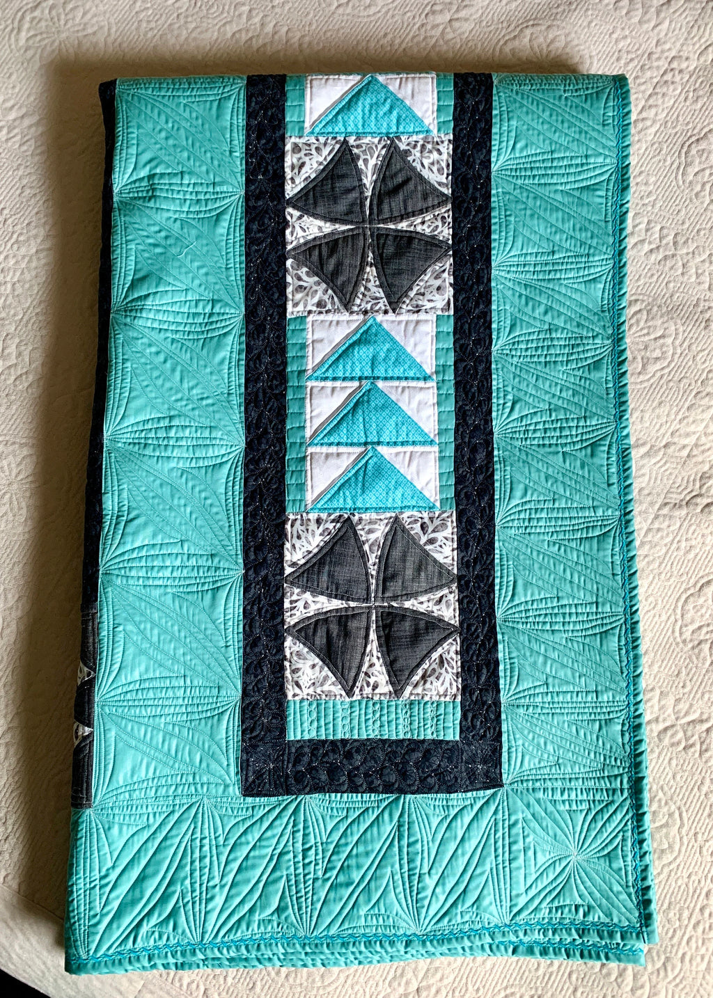 Double Size Handmade Americana Quilt